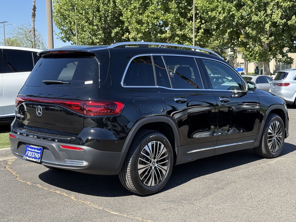 2025 Mercedes Benz EQB photo 3