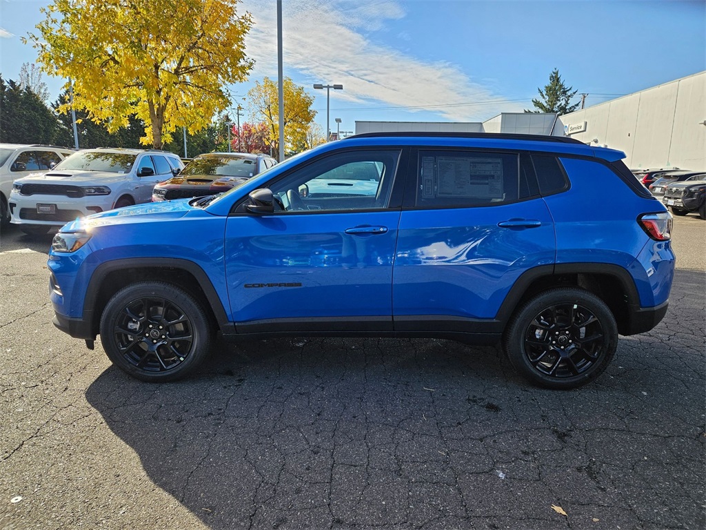 2026 Jeep Compass Latitude Altitude photo 4