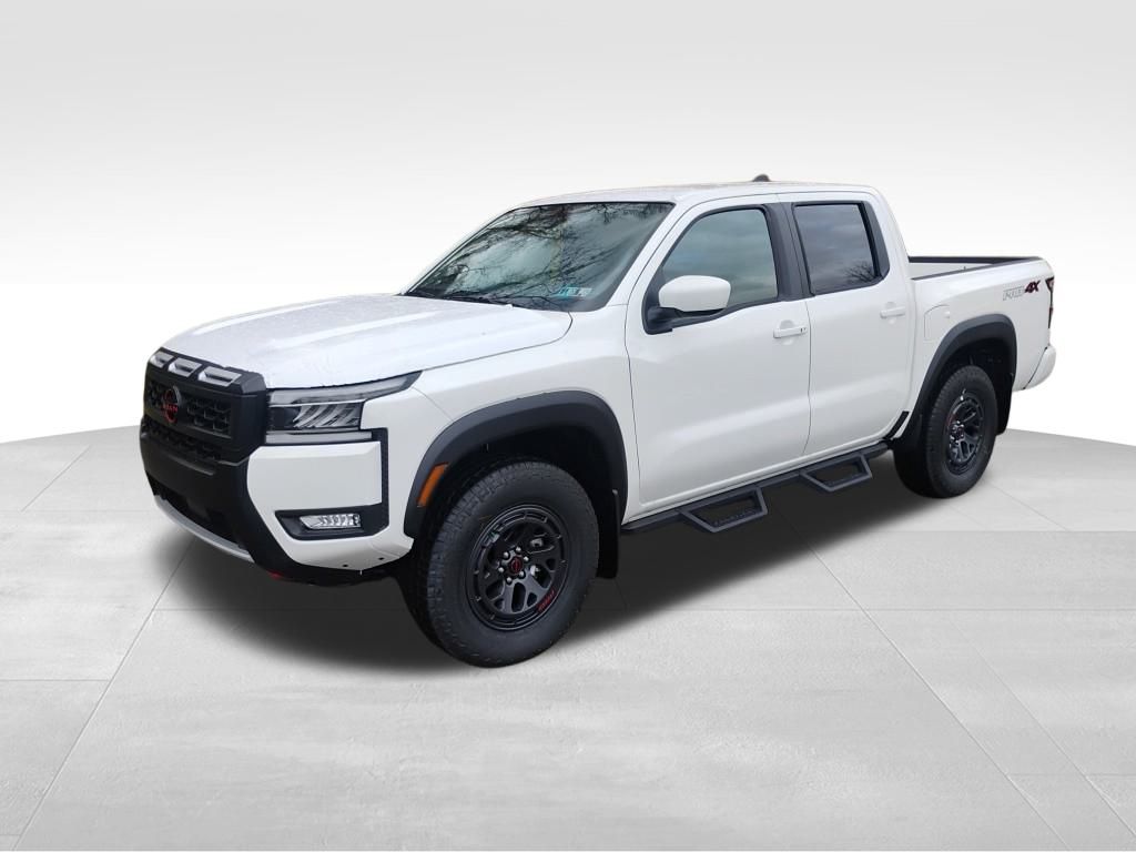 2025 Nissan Frontier PRO-4X photo 2