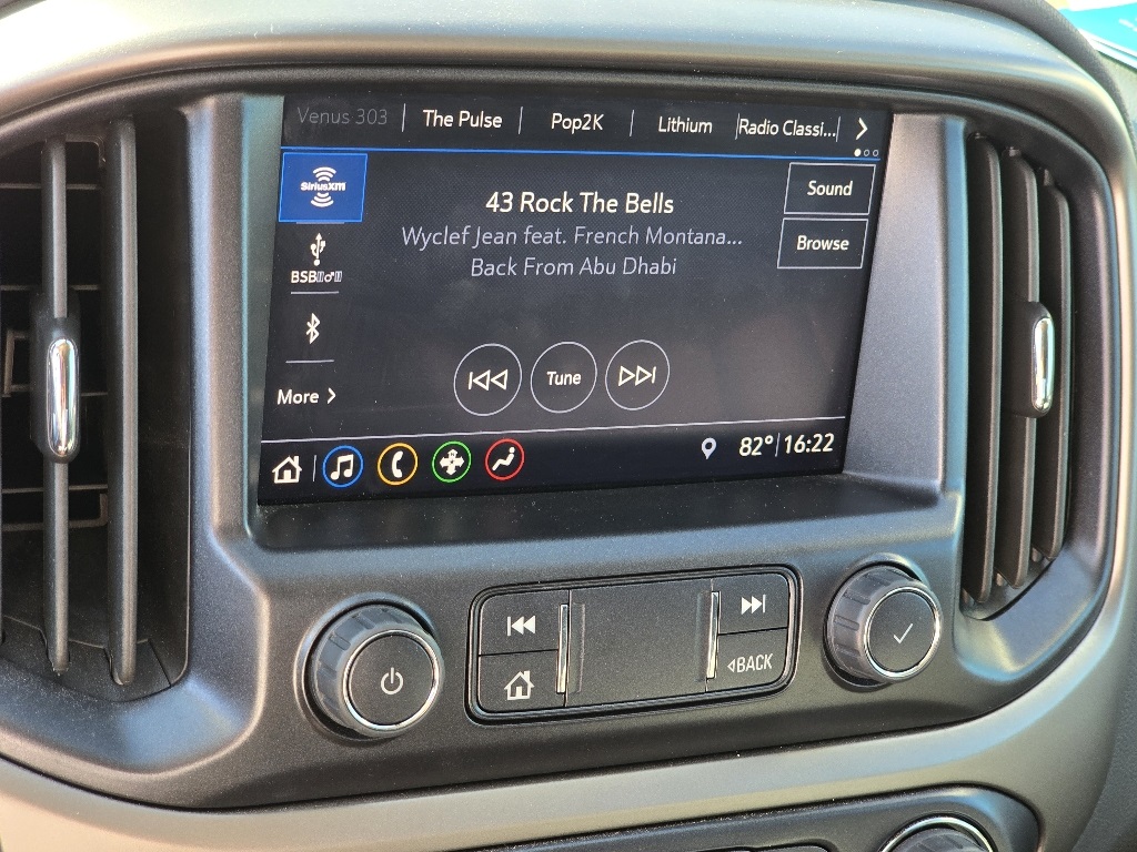 2022 Chevrolet Colorado Z71 photo 3