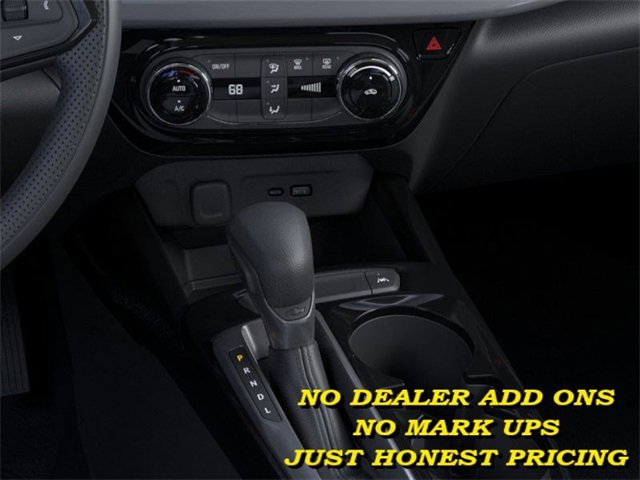 2025 Chevrolet Trax LT photo 20