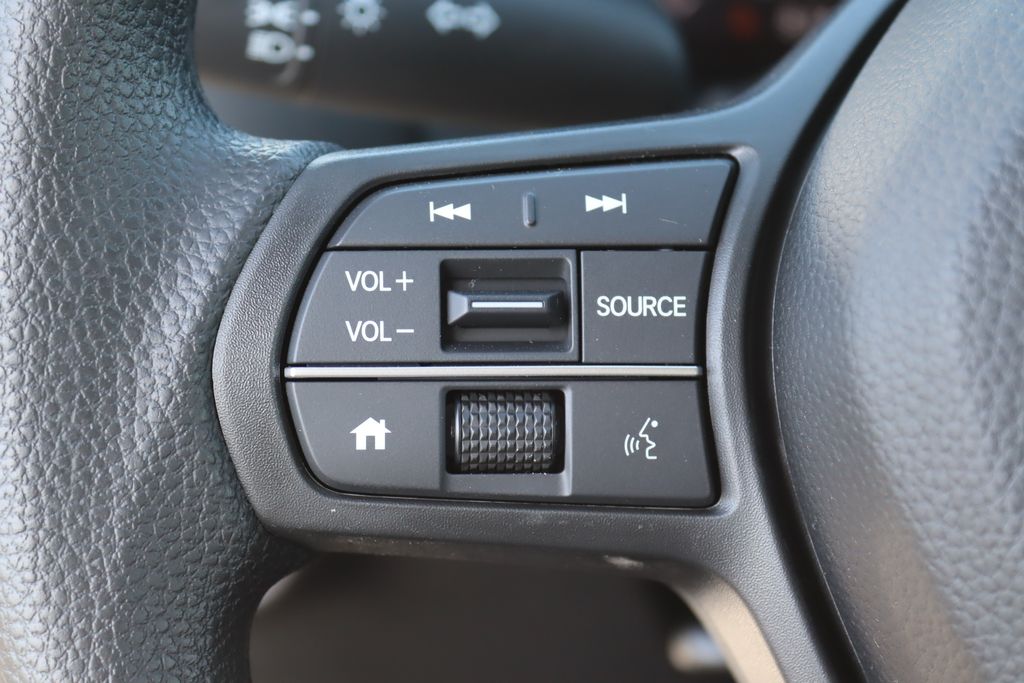 2025 Honda HR-V LX photo 26