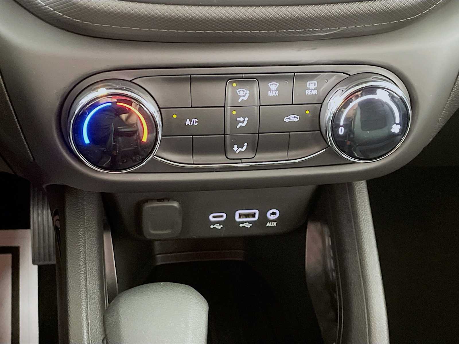 2021 Chevrolet Trailblazer LS photo 12