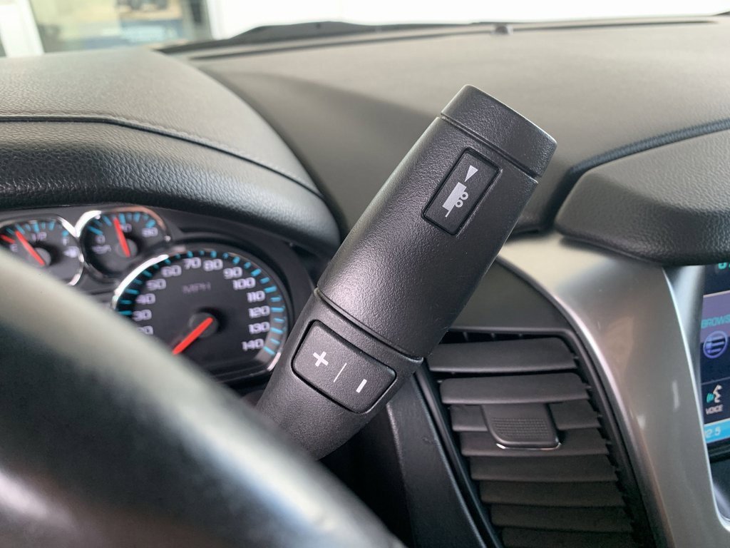 2015 Chevrolet Tahoe LT photo 17