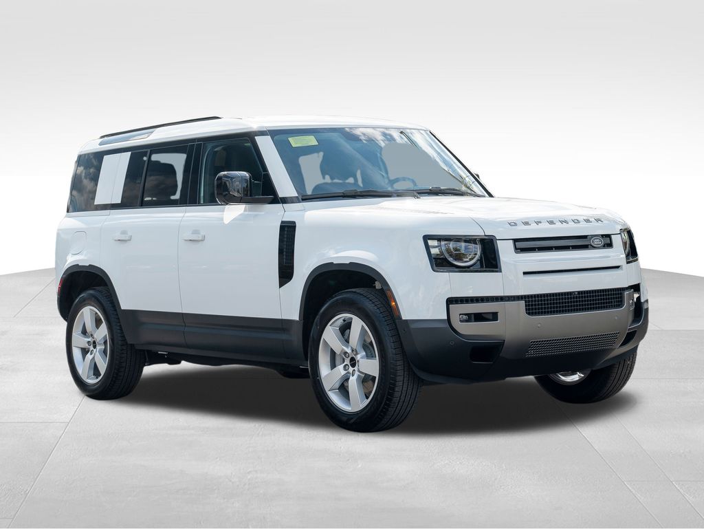 2026 Land Rover Defender 110 S photo 3