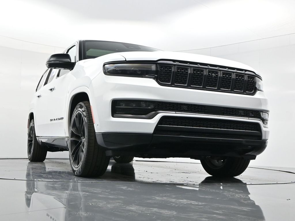 2024 Jeep Wagoneer L Series III photo 39