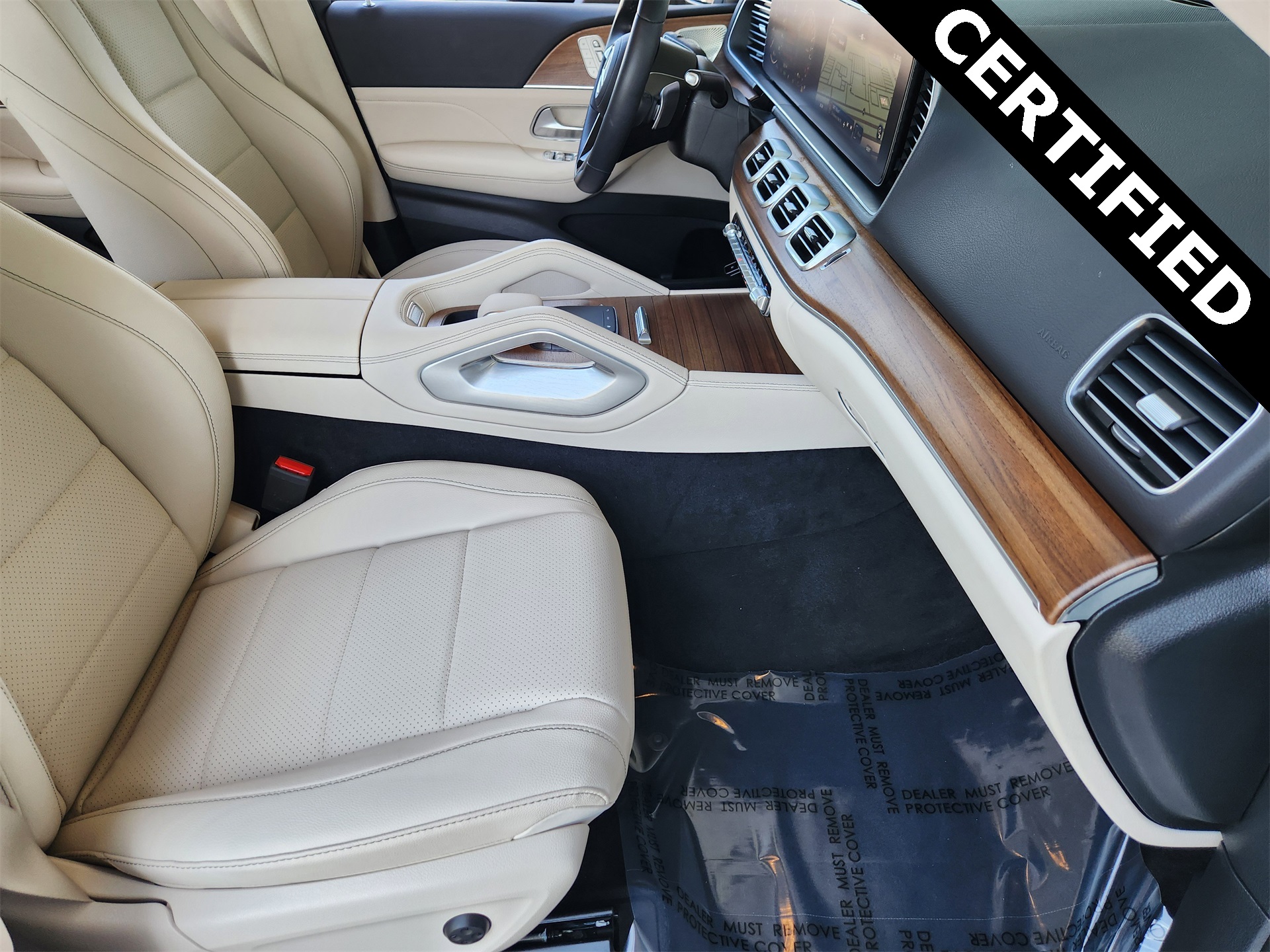 2025 Mercedes Benz GLE 450e 4MATIC photo 3