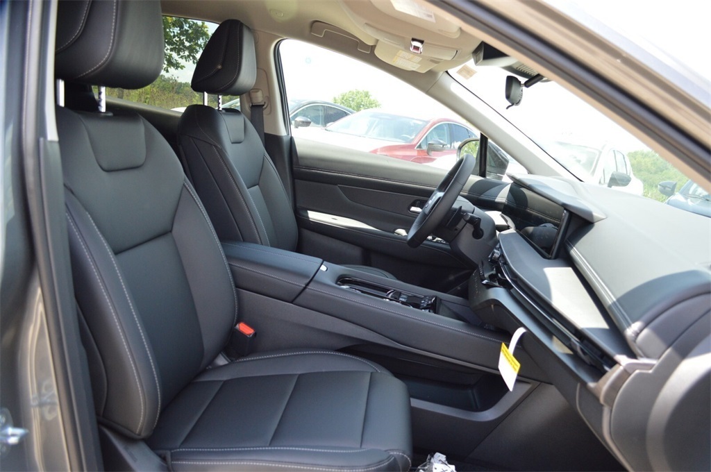 2025 Nissan Murano SV photo 10