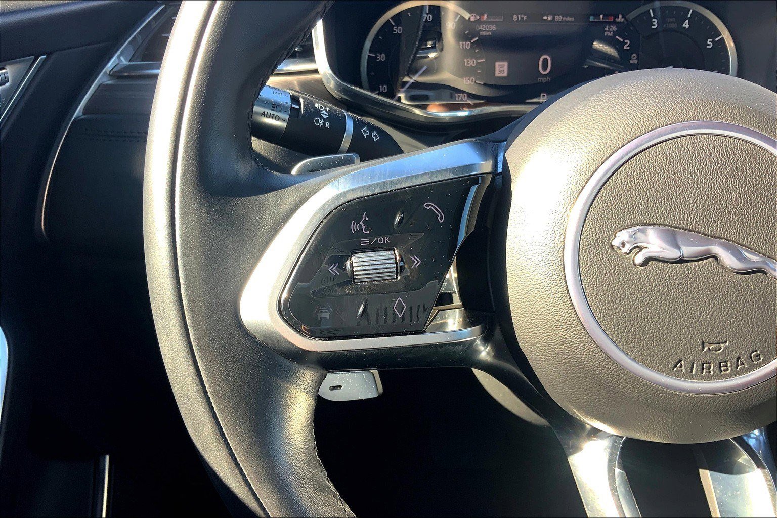 2022 Jaguar F-PACE P250 S photo 13