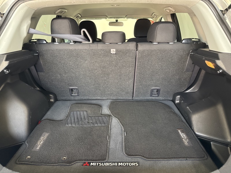 2019 Mitsubishi Outlander Sport ES photo 9