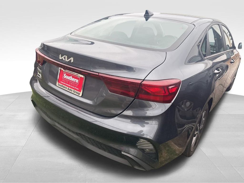 2023 Kia Forte LXS photo 15
