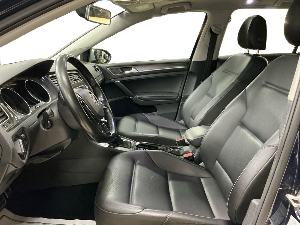 2017 Volkswagen Golf Alltrack TSI SE photo 19