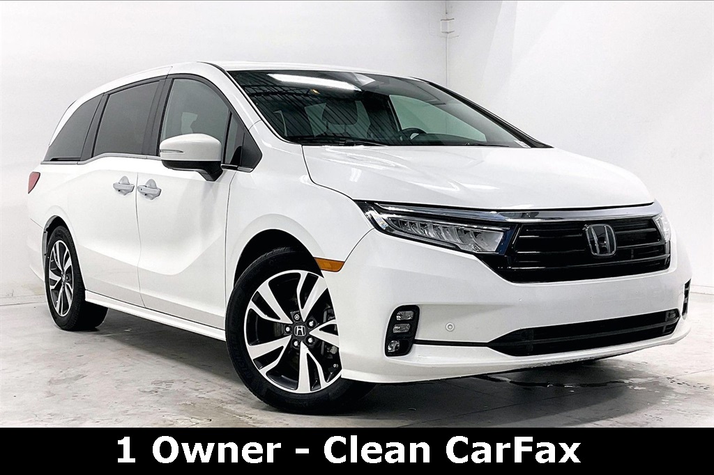 2023 Honda Odyssey Touring's photo