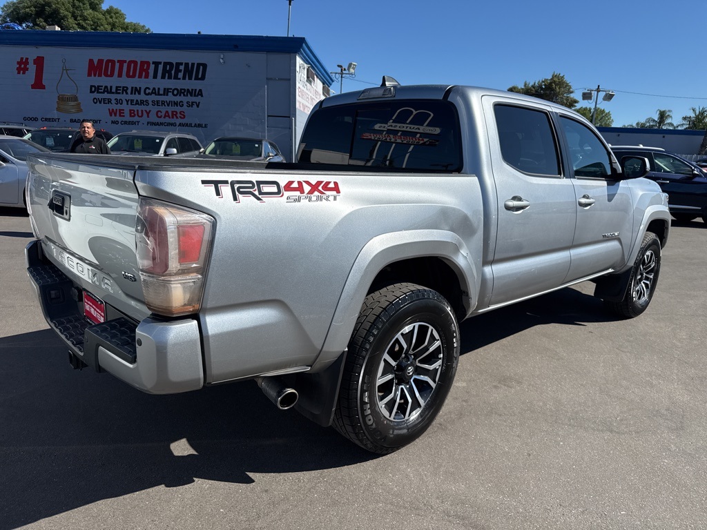 2023 Toyota Tacoma TRD Sport photo 4