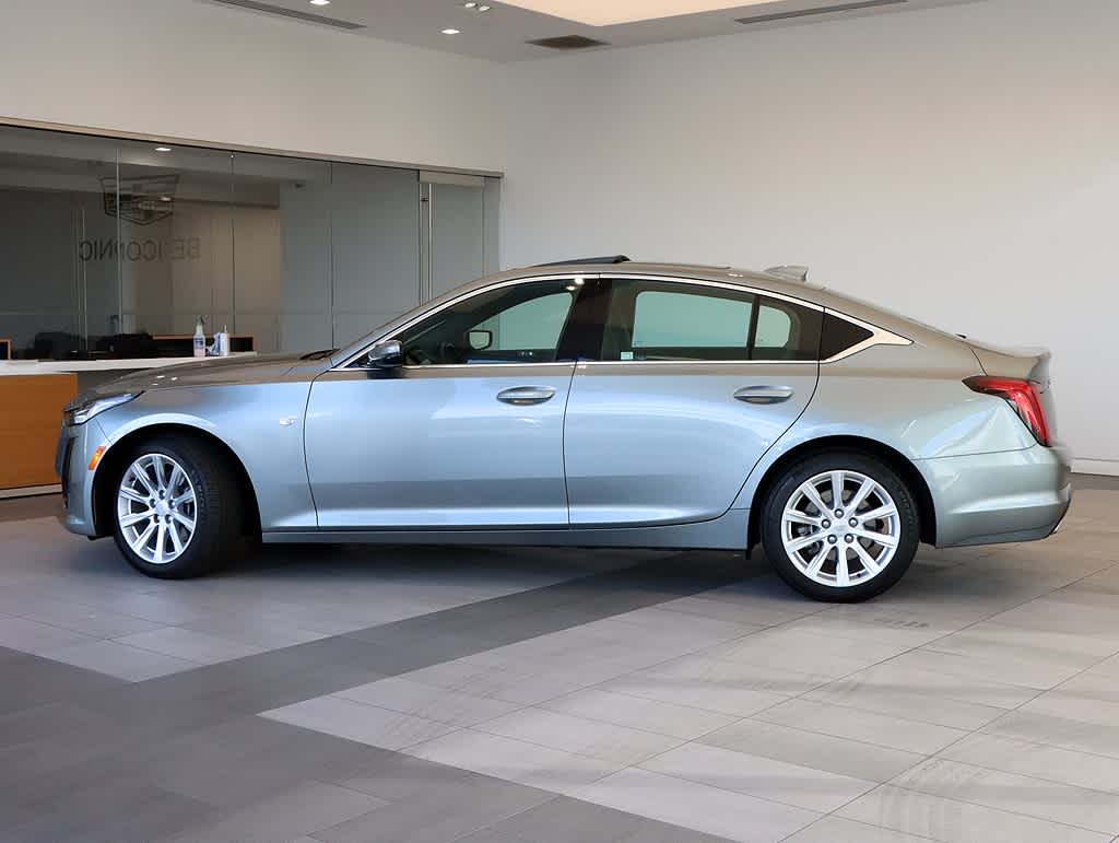 2023 Cadillac CT5 Luxury photo 2