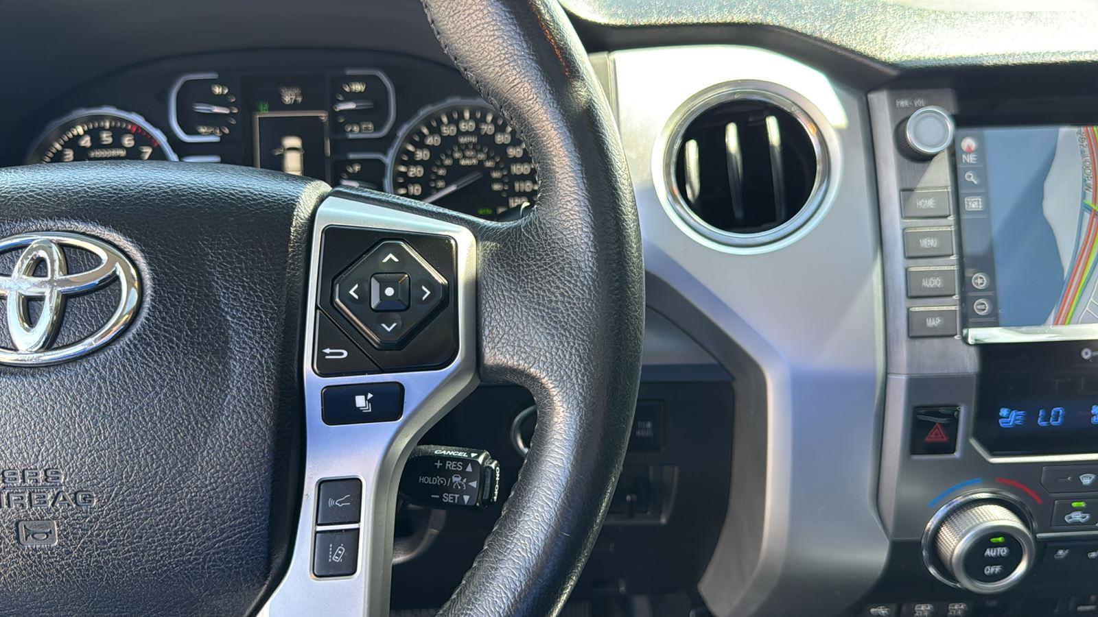 2021 Toyota Tundra Platinum CrewMax photo 17