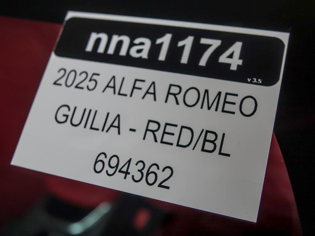 2025 ALFA ROMEO GIULIA (952) - Image 21
