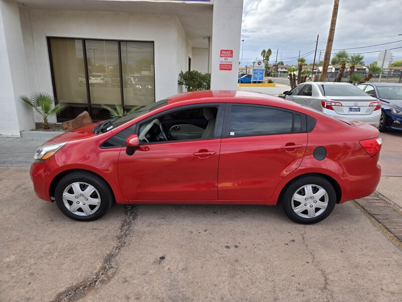 2013 Kia Rio LX photo 2