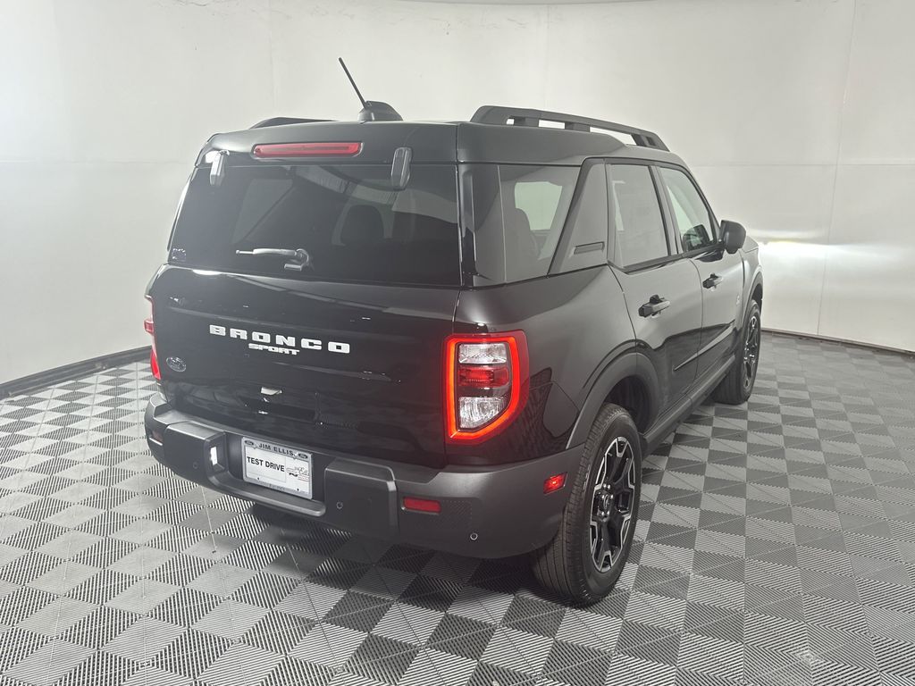 2025 Ford Bronco Sport Outer Banks photo 7
