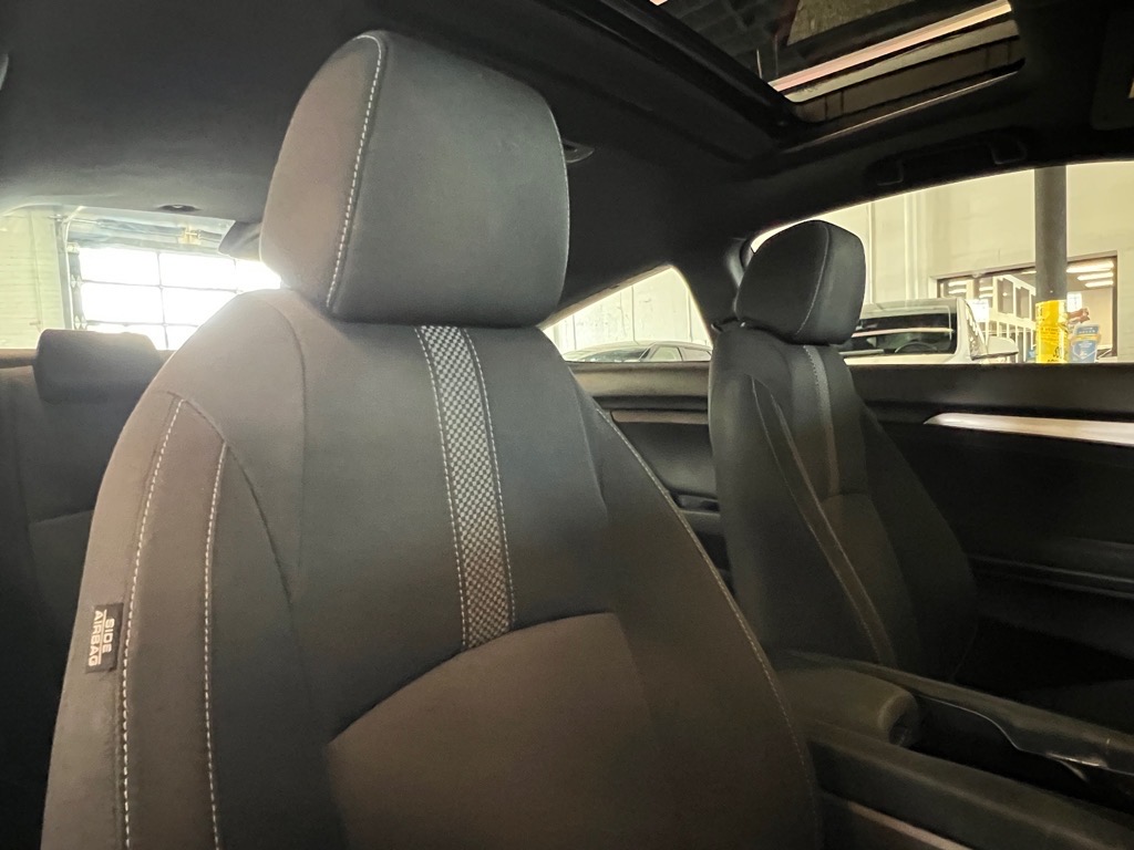 2019 Honda Civic EX photo 17