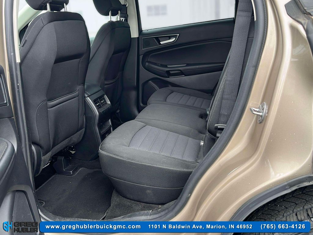 2020 Ford Edge SE photo 14