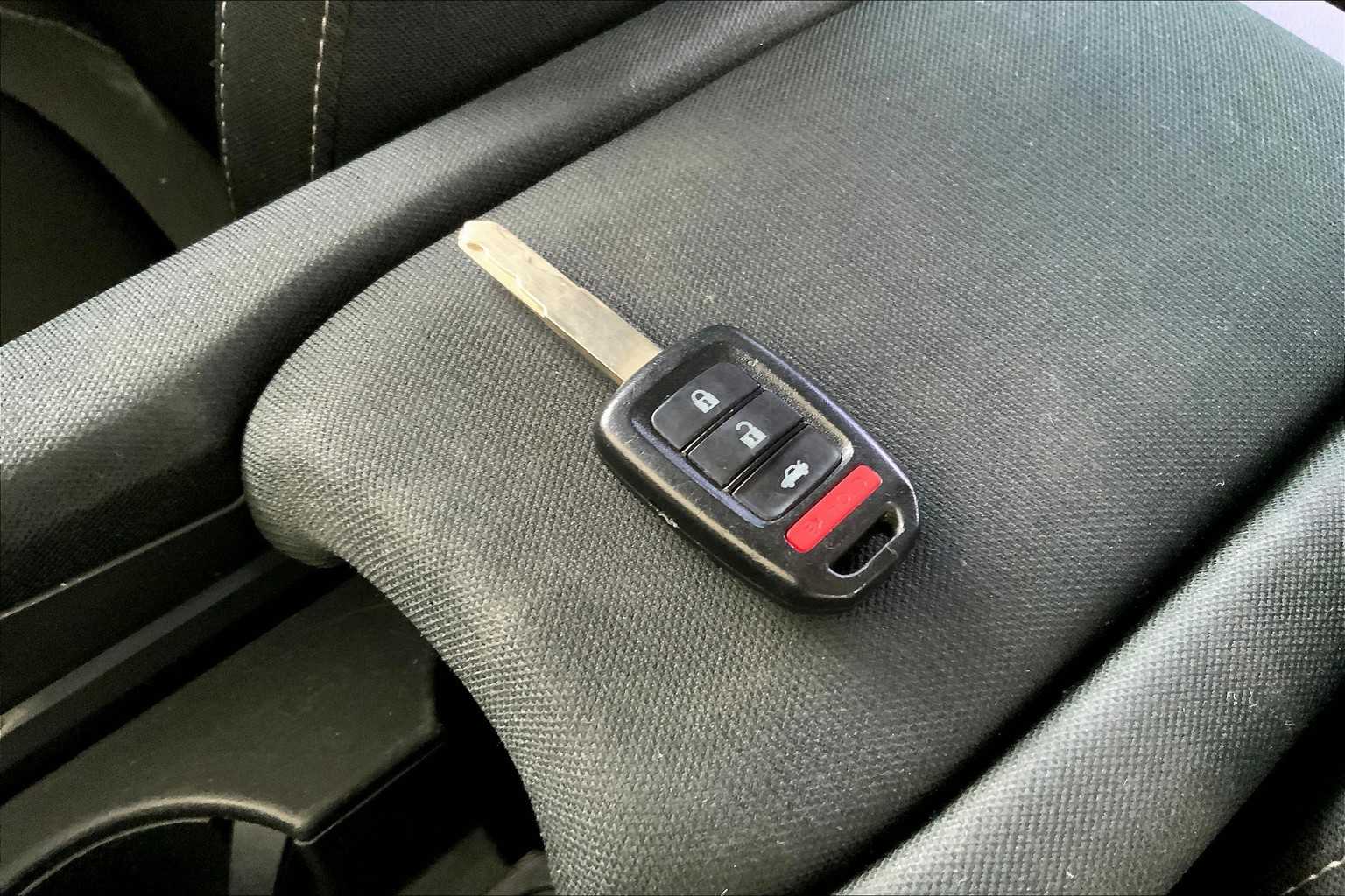 2020 Honda Civic LX photo 13