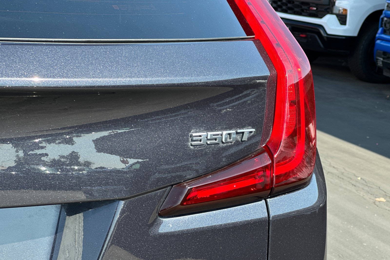 2023 Cadillac XT4 Premium Luxury photo 24