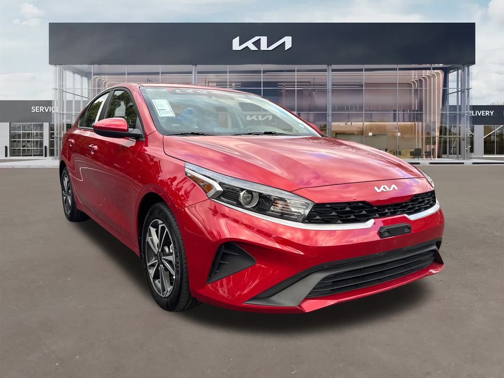 2024 Kia Forte LXS's photo