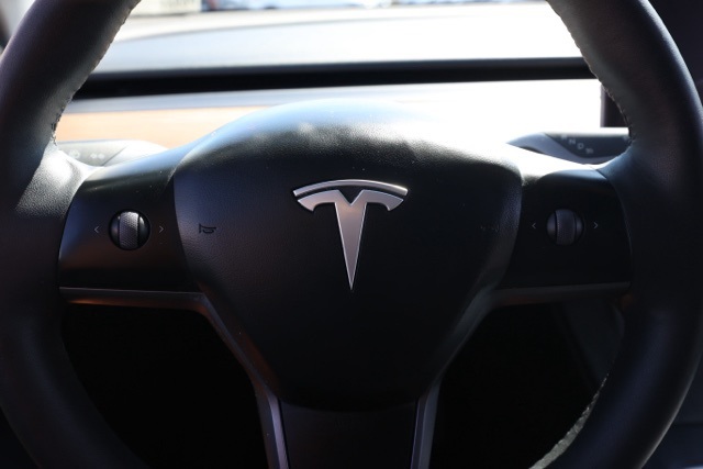 2023 Tesla Model Y Long Range photo 23