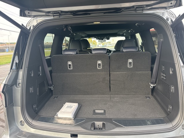 2026 Infiniti QX80 Sensory photo 6