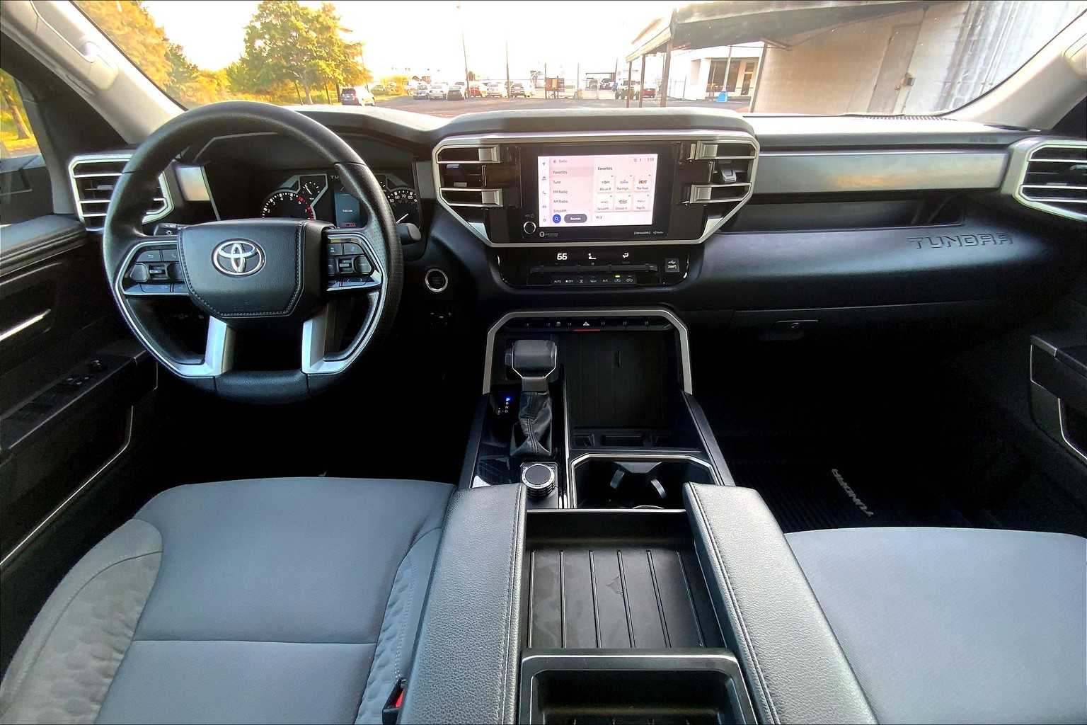 2022 Toyota Tundra SR5 photo 14