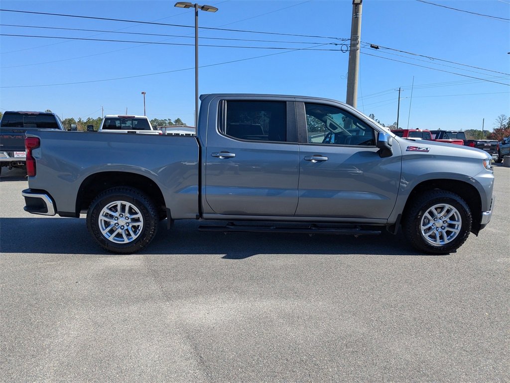 2019 Chevrolet Silverado 1500 LT photo 3