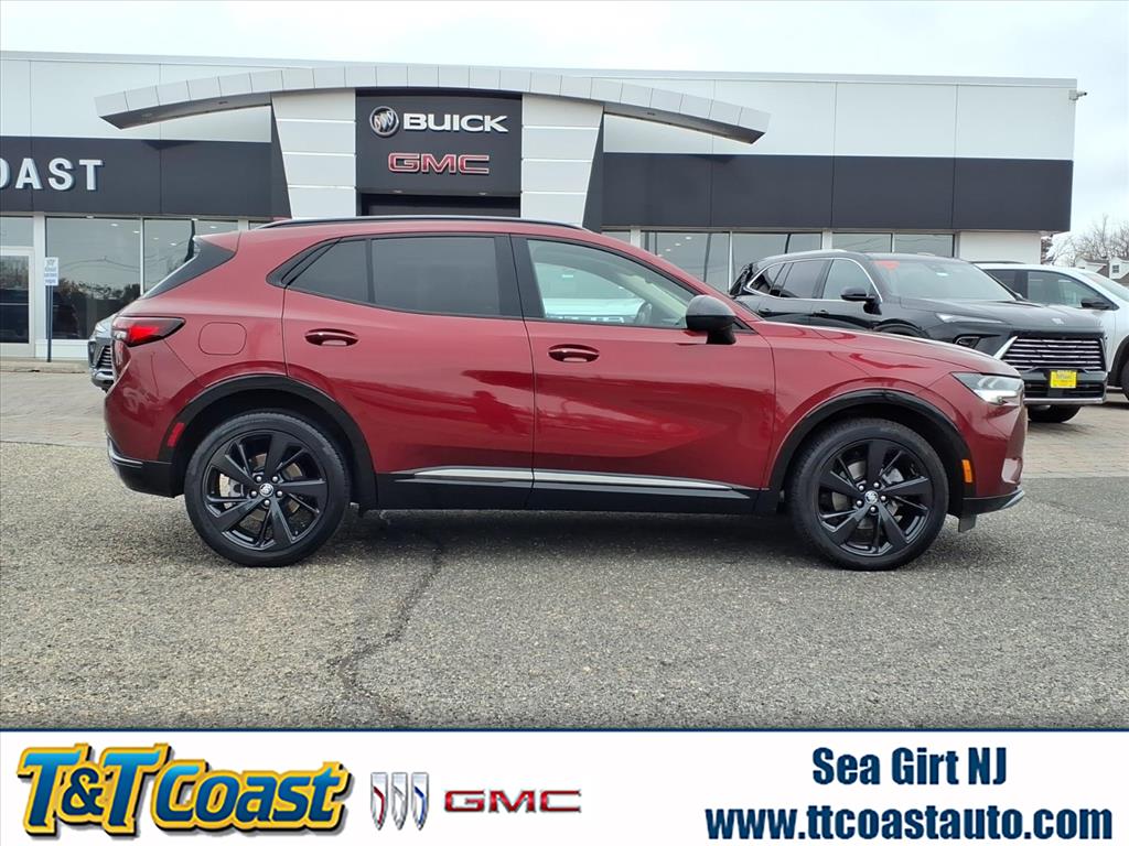 2023 Buick Envision Essence's photo