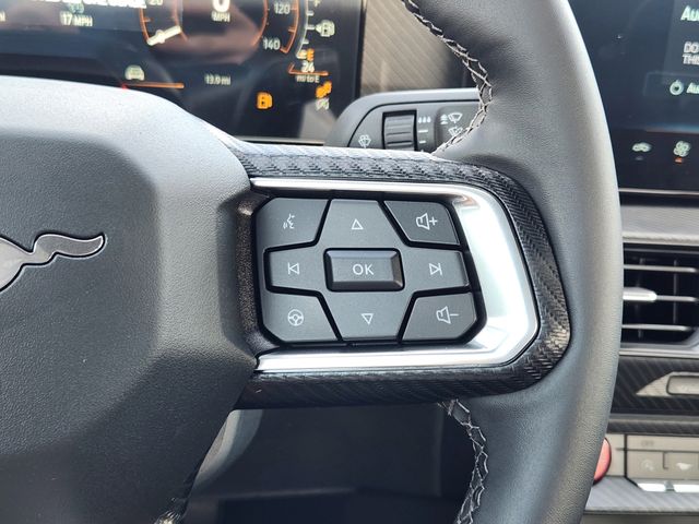 2025 Ford Mustang EcoBoost photo 27