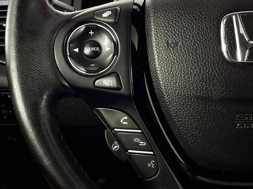 2016 Honda Pilot Elite photo 12