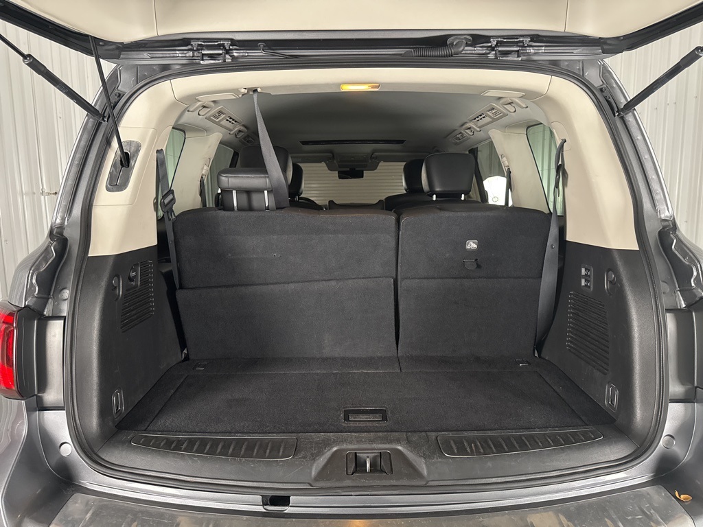 2020 Infiniti QX80 Luxe photo 5