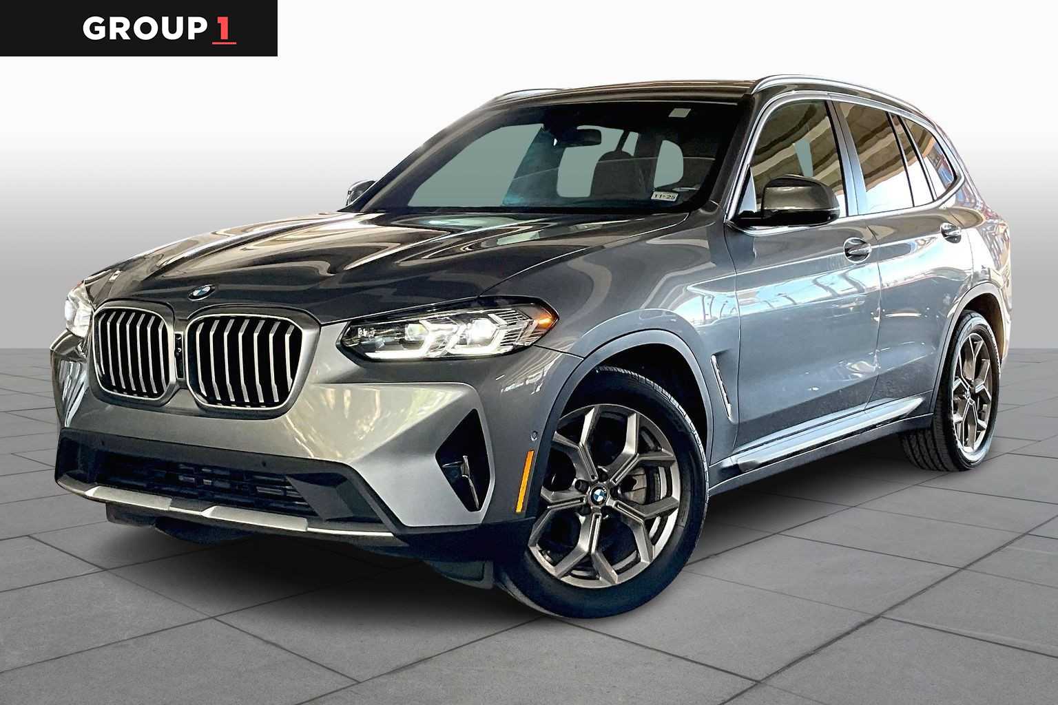 2023 BMW X3 30i's photo