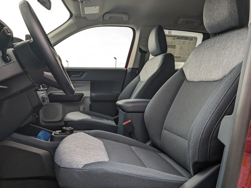 2025 Ford Maverick XLT photo 13