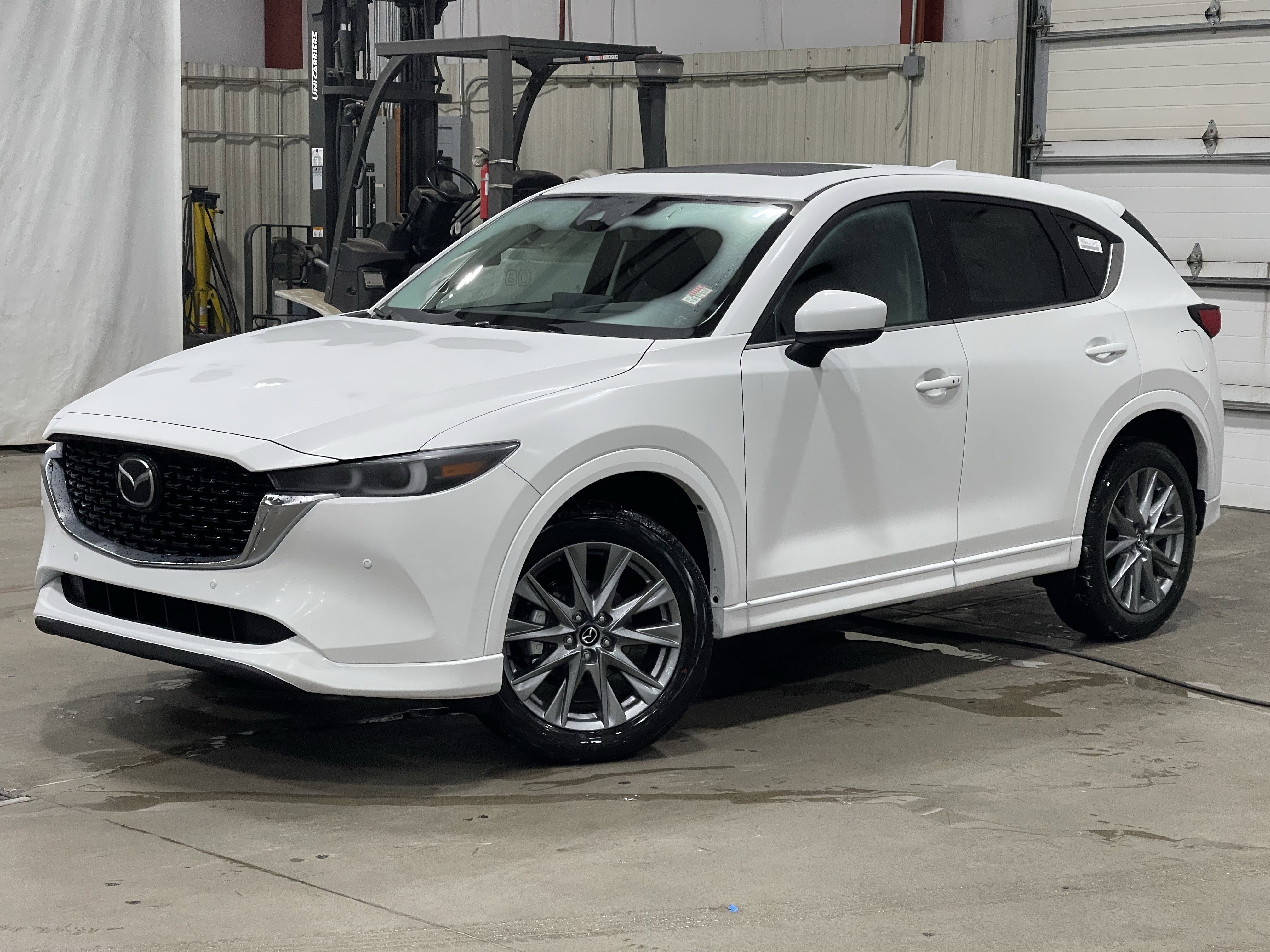 2025 Mazda CX-5 S Premium Plus package's photo