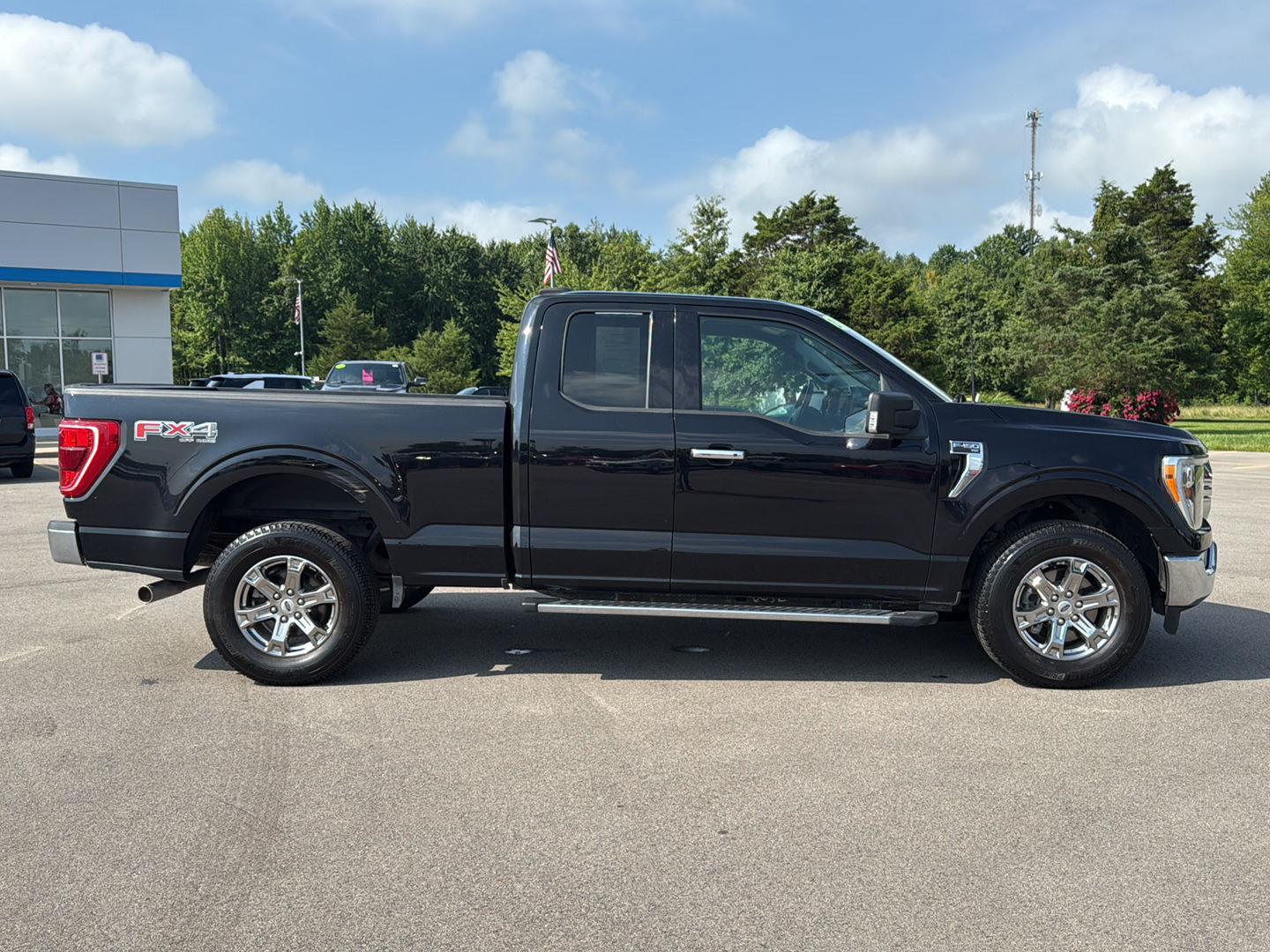 2021 Ford F-150 XLT photo 4