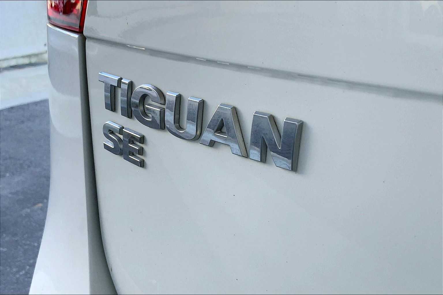 2018 Volkswagen Tiguan SE photo 31