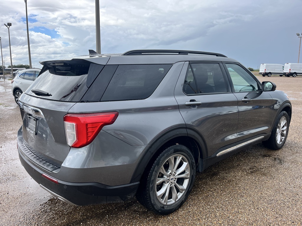 2023 Ford Explorer XLT photo 5