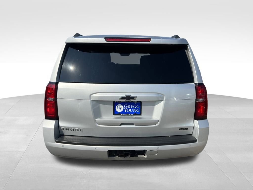2016 Chevrolet Tahoe LT photo 4