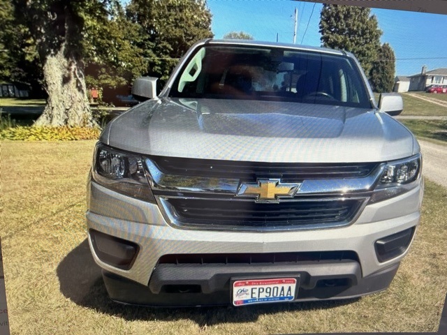2018 Chevrolet Colorado LT photo 3