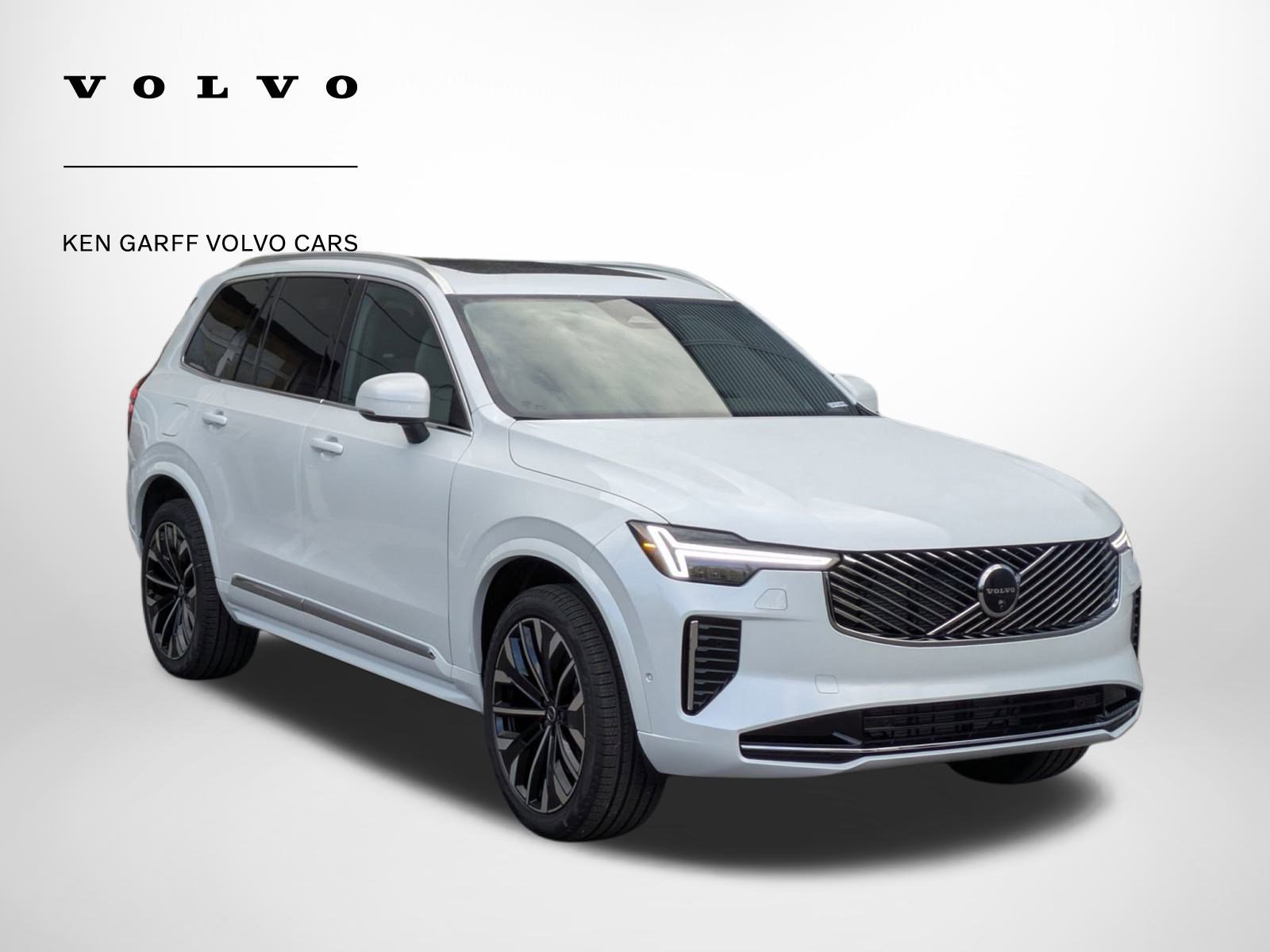 2026 Volvo XC90 Plus's photo