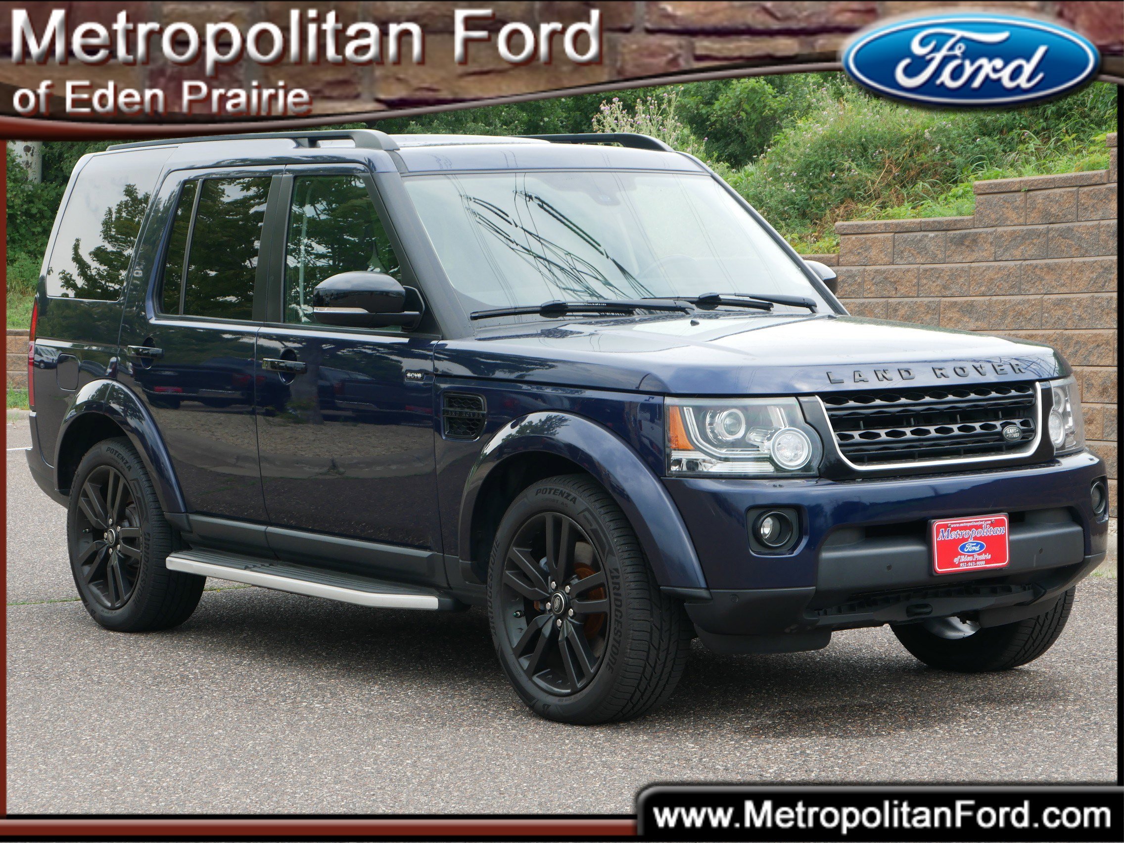 Used 2016 Land Rover LR4 HSE LUX with VIN SALAK2V64GA792657 for sale in Eden Prairie, Minnesota
