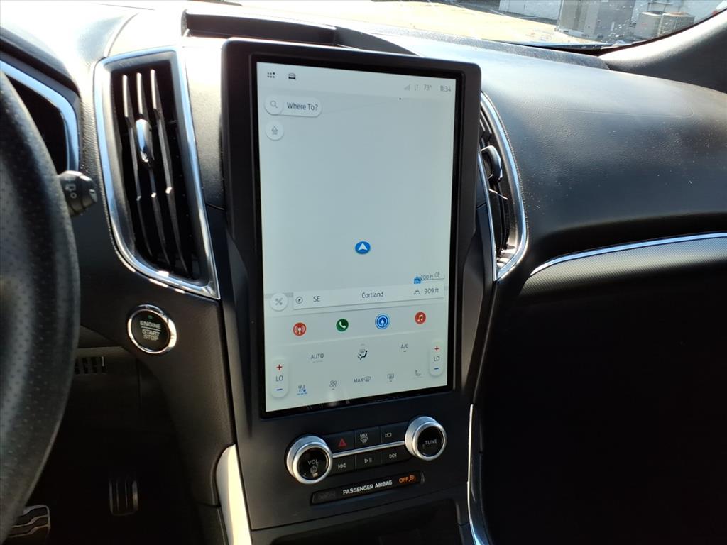 2021 Ford Edge ST photo 18