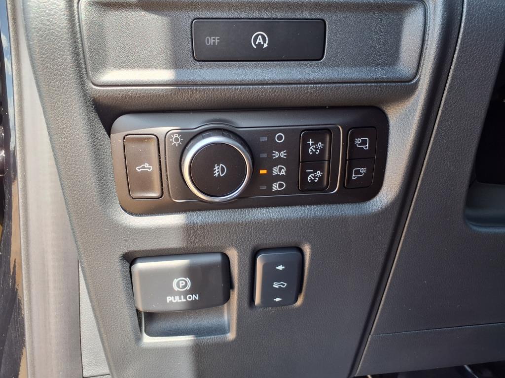 2025 Ford F-150 Lariat photo 22