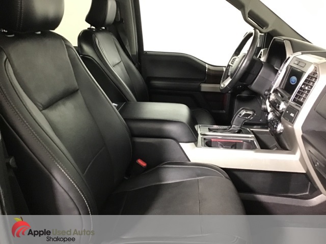 2016 Ford F-150 Lariat photo 21