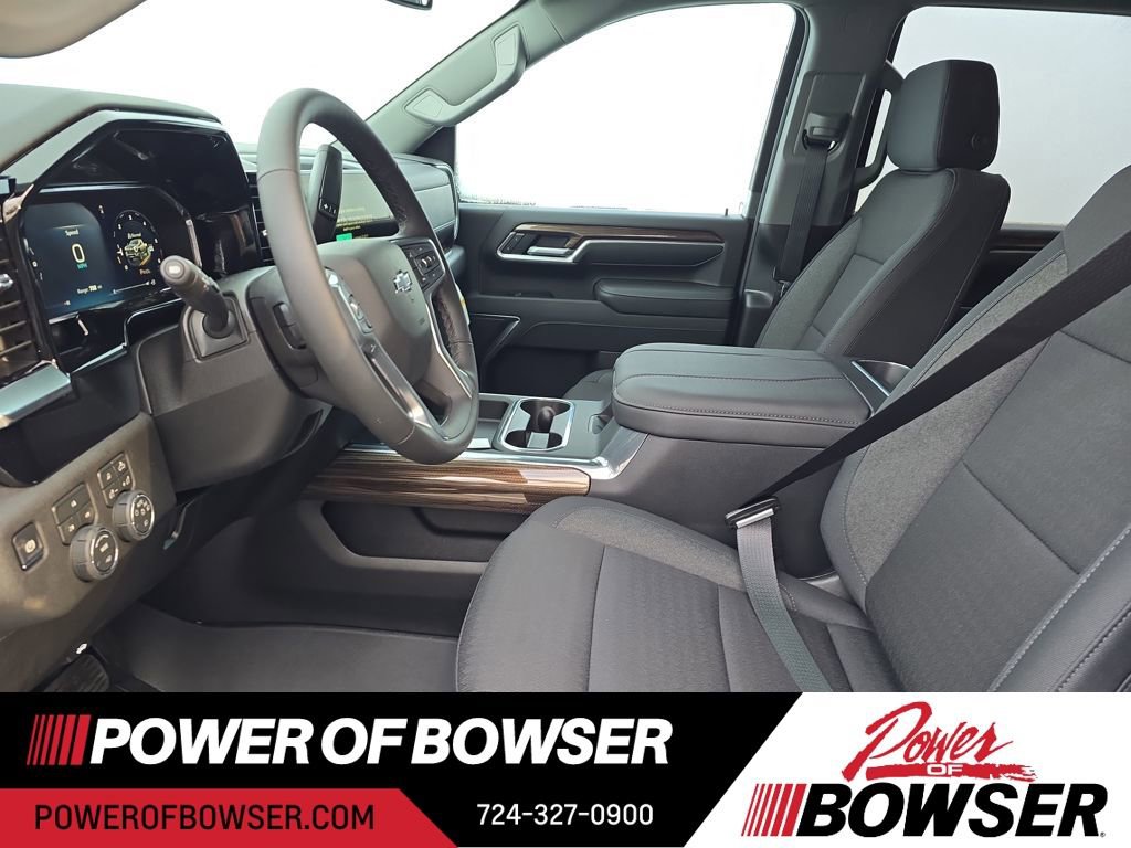 2026 Chevrolet Silverado 2500HD LT photo 4